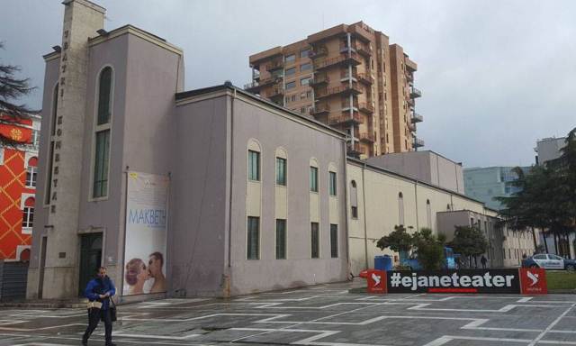 Bashkia e vendosur per ndertimin e Teatrit te ri- Veliaj: Se shpejti nisim punen